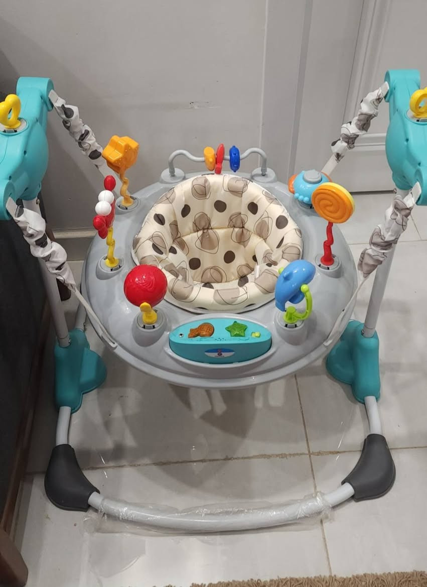 سلام عليكم 
نطاطه كلش جديده و قوية استعمال جدا  قليل 
ماخذتها  ب٧٥ ابيعها ب ٥٠ مع حجلة هدية 
الي يحب يشتريها يتواصل ويه الرقم ***********
