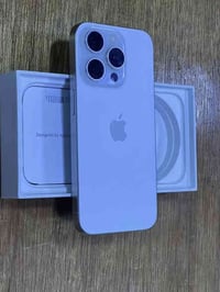 آيفون ١٥ برو فقط. لون ابيض   ذاكره ١٢٨  بطاريه ٨٩   نضافه ٩٩٪؜  غراض ك...