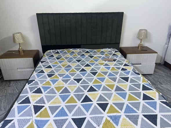 غرفة عراقي تسگام  بيبان  HDF  عدد القطع 8 سعر 650 وبيهه مجال بسيط

*********** تواصل
