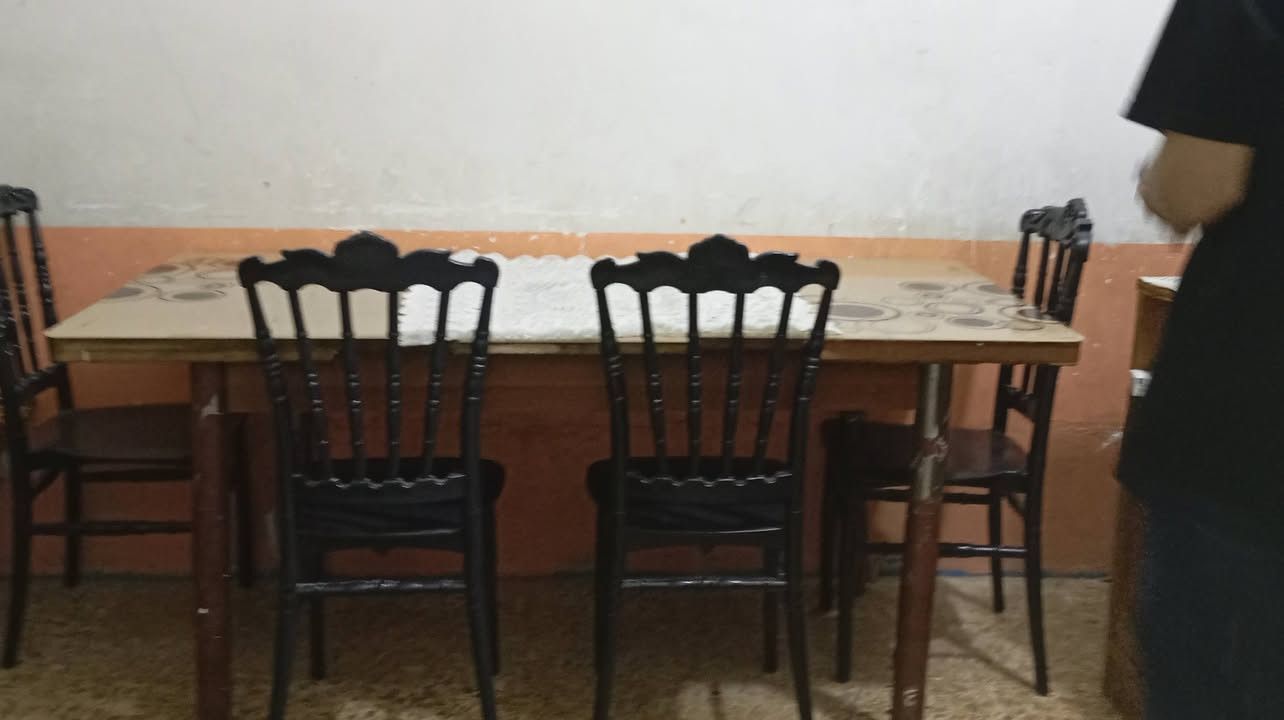 سلام عليكم ميز مال طعام مع كراسي سعر 250بي مجال المكان نجف الاشرف حي سلام 
تصل على رقم


**إذا كنت صاحب هذا الإعلان وتريد حذفه لأي سبب، رجاءا أرسل رسالة إلى الدعم الفني**