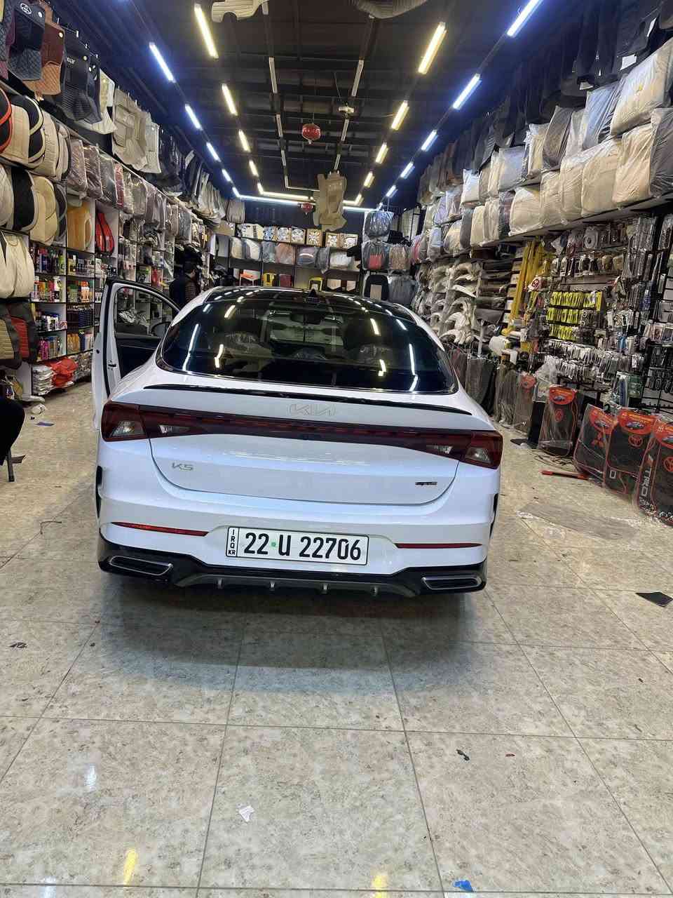 نوع السيارة : كيا K5 GT-Line
🔷سنة الصنع :2024
🔷اللوحة : اربيل
🔷الضرر : جاملغ بارد و بنيد تبديل 
🔷ضرر الايرباك : الدركه
🔷رقم الشاصي : 5XXG64J23RG262417

https://bid.cars/en/lot/1-54761645/2024-KIA-K5-5XXG64J23RG262417

🔷المواصفات : 
🔹حجم المحرك 4 سلندر 1600 تيربو 
🔹عداد المسافة 47 الف كيلو 
🔹رادار امامي وجانبي وخلفي
🔹تنبيه الخروج عن المسار
🔹كراسي جلد احمر
🔹فتحة سقف بانوراما
🔹اوتو هولد
🔹 تحكم ستيرن جهتين
🔹ويل كب حجم 18 انج مع اطارات بحالة جيدة
🔹لايتات LED بالكامل
🔹شاشه تحكم بالايعازات
🔹سستم الصوت BOSE
🔹تدفئة الكراسي الامامية
🔹الكراسي كهرباء
🔹بصمة ابواب وتشغيل وتشغيل عن بعد
🔹مع باقي المواصفات

☎️ الاتصال :
*********** 
📍العنوان : بغداد /حي الجهاد
