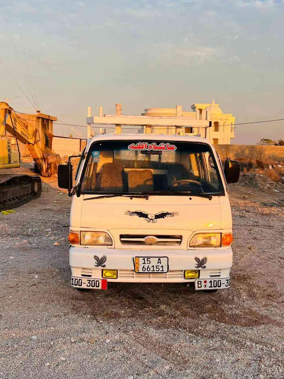 سلام عليكم كيه بنكو موديل 96 سنويه 30 رقم جديد سياره مكفولة من محرك وكير واكسل وصدر وشاصي وكهربايات شغاله قماره بلاديه وتخم تاير سياره كلش حلوه سعر 54 وبيه مجال مكاني رمادي رقم الهاتف *********** يالله
