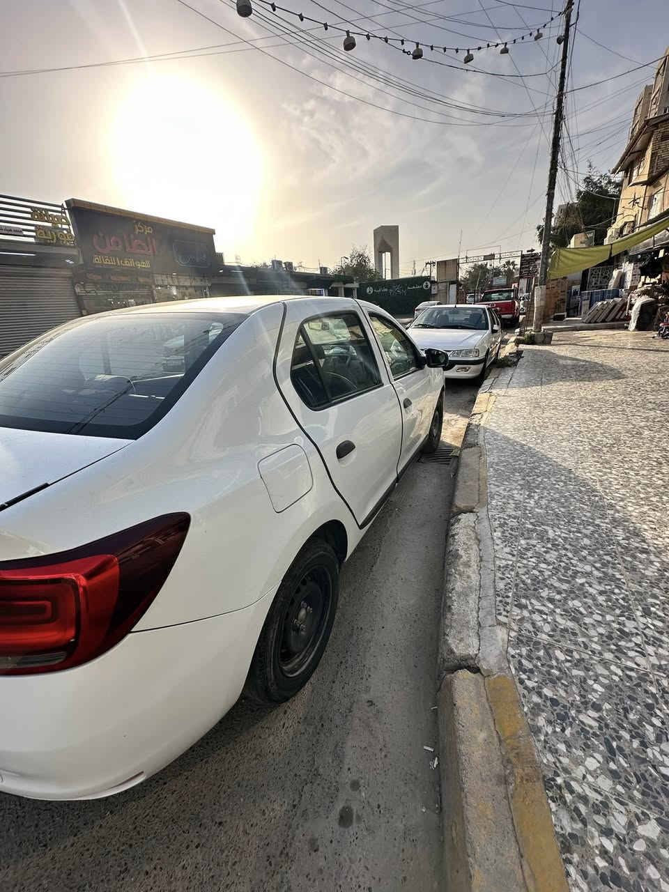 رينو سمبول 2020 محرك 1600 گير محرك تبريد گله مكفول 
بدون اي ضربة رقم بغداد مشروع وطني سيارة باسمي تحويل ثاني يوم مكان السيارة صالحية / كرادة مريم 
للاستفسار ***********
السعر 80 وبي مجال

