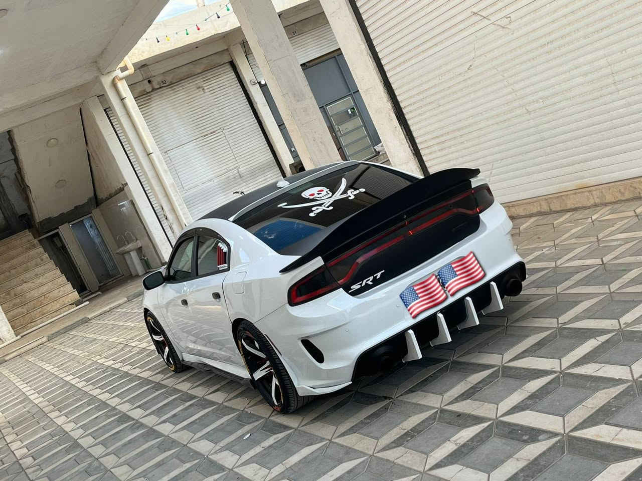 سلام عليكم من رخصه الادمن ( البيع دوج جارجر /SRT6400scat pack موديل (2016) اصل رقم بغداد الدولي مشروع وطني سنويه جديده باسمي تحويل ثاني يوم السياره وارد امريكي  اجت من امريكا بيهه قطع 4 كلير مكفوله من العام والحزام بدون  دواخل او ارباك بجم بلاد كفاله وبدون أي ظرر داخلي شواصي اولغود مكفوله مكينه وكير جدد
مواصفات السياره 
1/ مكينه وكير 6400 جدد
2/ تبريد امامي خلفي 
3/اكسل قفل SRT
4/ فجوج برمبو 4 بستم
5/ درايف مود SRT 
6/  شفتات ستيرآ 
7/ كزوز موبار صوت طرب 
8 /  كامره خلفيه 
9/ حساسات خلفيه 
10/ كشنات جلد تدفئه تبريد 
11/ خزن ميموري 
12/ تخم ويل نجمه خسفه قويه اصلي تخم تاير 315 والامامي275   
13/ولف حماوه ريسنك 
14/ بلكات ريسنك 
وباقي مواصفات السكات معروفه والسياره جديده اوجاهزه من كلشي على أيدي استخدام شخصي وماشيه ( 100) الف فقط جاهزه ع الأخير ومصروف عليهه كلش هواي  #####@@ سياره امبرمجه سيفتي عل بانزين   عادي محسن مو مشكله سياره خيرمن الله جاهزه من كلشي مواصفاته معروفه فول عده فتحه سقف للعلم صور حديثه اليوم  والسعر مناسب بلعافيه لي ياخذه لان متعوب عليه السعر (178) اوبيه مجال رقم الهاتف (***********) اثير (***********) الشراي يتصل ويدلل مكاني ( البصره   ستفسار عل رقم ) وأنه بخدمتكم
