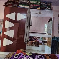 النجف • خزائن • للبيع