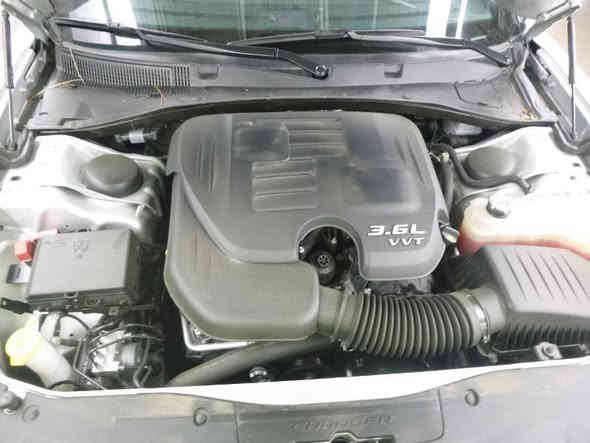 دوج جارجر sxt 23 توويل شاشه كبيره كار بلاي حساسات خلفيه ماشيه 82 ميل حداديه جديده  سياره جاهزه مكينه جديده السعر 260وبيه مجال مكان السياره الديوانية قضاء غماس ***********
