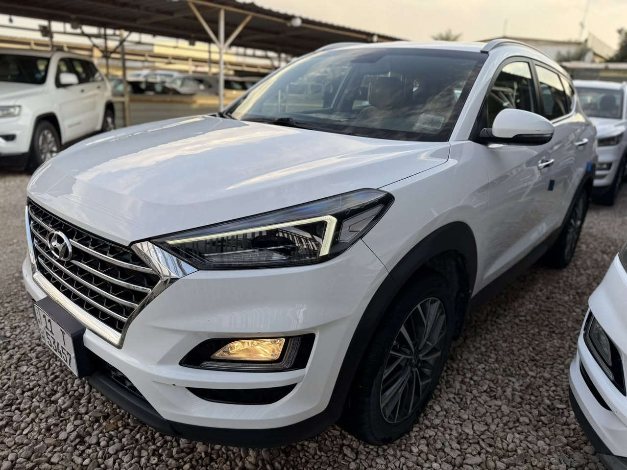 للبيع توكسان 2020 خليجي جديده لووك السياره ماشيه ١٠٠ الف  استعمال جدا نظيف خمس عدسات بصمه رقم بغداد انكليزي سنويه  وهزه ال 31 وتنتهي  بيه صبغ فقط ربع الباب الخلفي بدون داخل او فتح وصبغ حلو مامبين اثر شخط  سونار مرفق بالمنشور السياره على ايد وحده من شركه السعر ١٩٠ ومجاله كلش بسيط حك الجيه فقط اتصال *********** مكانه بابل معرض الوطن لتجارة السيارات الحديثة طريق حله - نجف الفرع الاول
