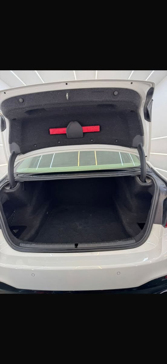 BMWحجم ٥٢٠ موديل ٢٠٢٠ وكاله العروش فول مواصفات مكفوله***********
