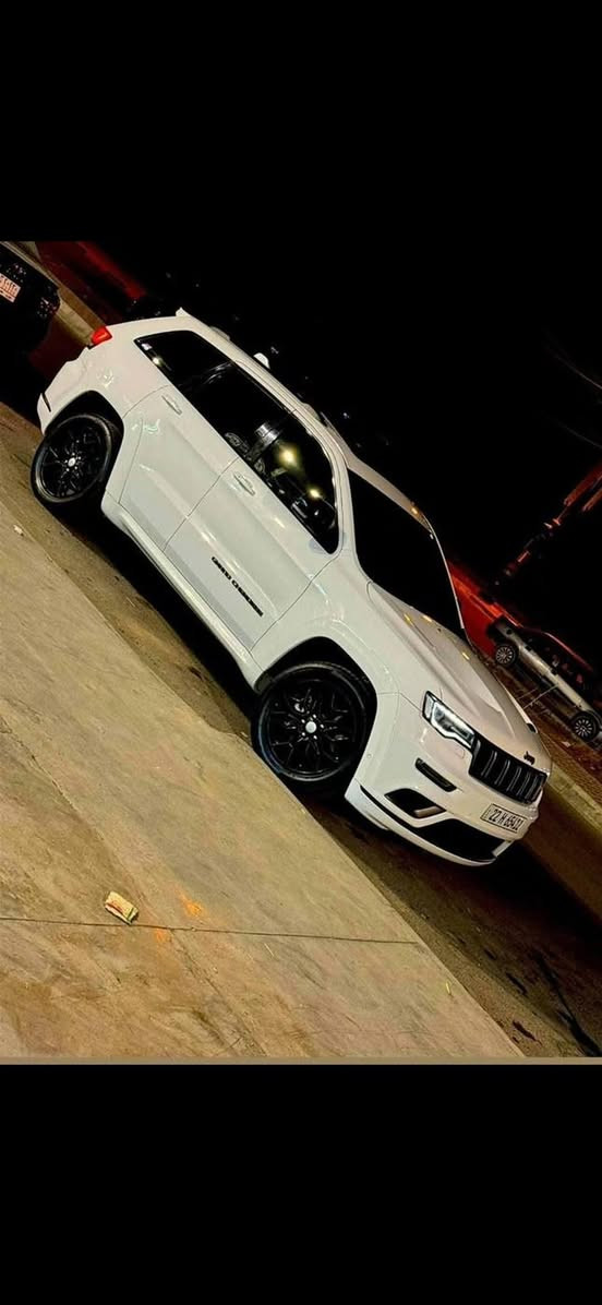 جيب 2020 وكالت هارلم S

رقم اربيل جديد 

 اللون أبيض ( وكاله هارلم) 

مكينة  3600 6 سلندر  

 سقف بانوراما 

 كشنات جلد اسود + كهرباء + تدفئه + خزن ٣ وضعيات 

 نظام النقطة العمياء 

 ويل حجم 20 بلادي سبورت 

 نضام خاص للطرق الوعرة 

تشغيل عن بعد 

مري كهرباء 

 مرايا متحسسة للضوه العالي 

 بخاخات لتنضيف اللايتات الامامي

 نظام تشغيل واطفاء المحرك اوتماتيكي للتوفير وعدم صرف الوقود عند الايقاف (AUTO START SYSTEM)

‏‎ رادار خلفي ونضام بريك خلفي (AUTO BREAK SYSTEM)

وضعيات قيادة التحكم بيهم عن طريق الماوس 

لايت زنون امامي ولد خلفي 

 

 ستيرن كهرباء + تدفئه ستيرن 

 حساسات خلفية امامية 
 
سياره مكانه موصل 
السعر خاص اي استفسار ***********
