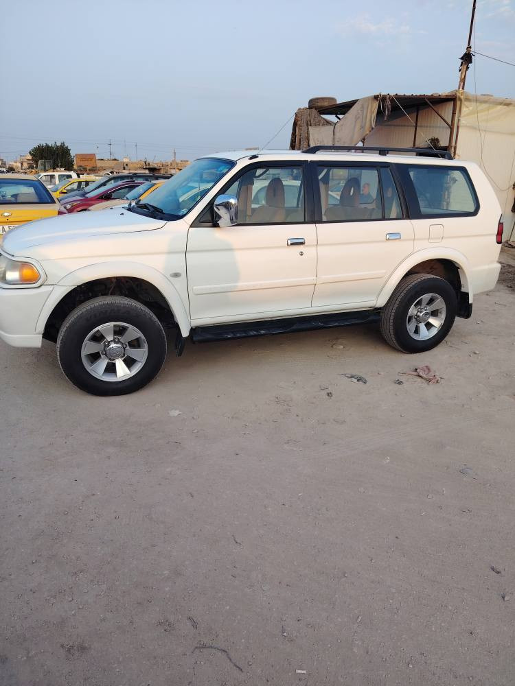 ميسبوشي2008 كامله كل نقص مابيها كير فور ويل محرك تاير جديد  حداديه كهربائيات كفاله ولا معجون بيها بارد باب السايق ربع وخشم البنيد هم بارد شويه . السعر ١٠٥ مراوس ترهم سوناتاا
بأسمي شخصيآ سنويه ٢٠٣٠ ديوانيه ***********
