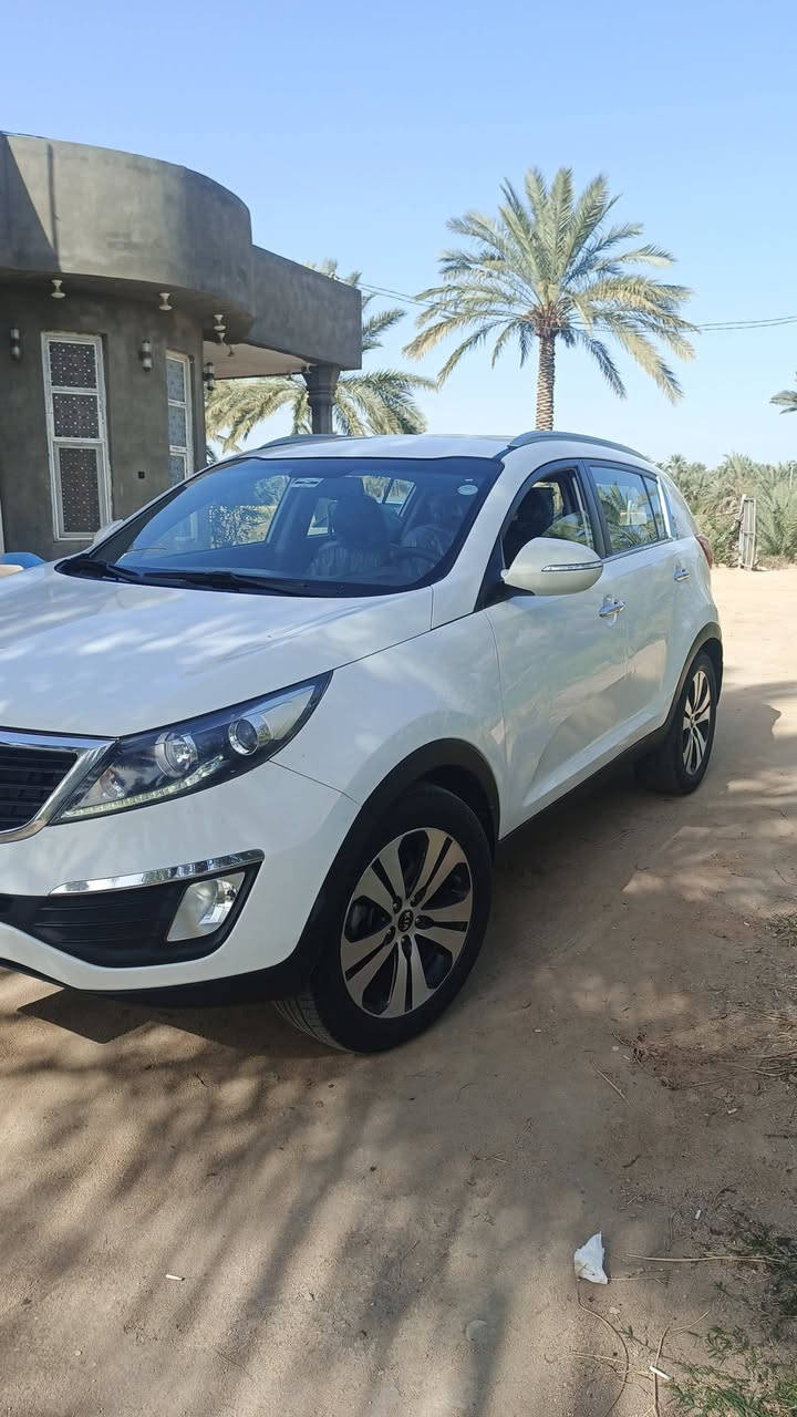 سلام عليكم للبيع سبورتج موديل 2013 وارد خليجي مواصفات عاديه تحكمات ستيرن كشن السائق كهرباء لايت لد
أشاير ب المري مكينه 2000 دوش حداديه جديده السياره كفاله عامه من الصبغ والبارد والتبديل السعر ع الاتصال ب الرقم وتدلل متواجد واتساب *********** مكاني بابل الكفل تحياتي للجميع 🫡
