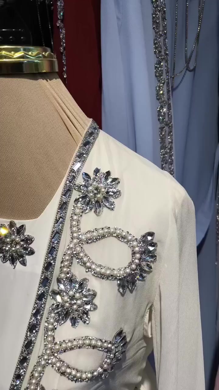 للحجز والاستفسار مراسلتنه دايركت او زوزرونا 
خانقين حبيب مول محل ركن الأميرات 
يتوفر توصيل لجميع المحافضات


**إذا كنت صاحب هذا الإعلان وتريد حذفه لأي سبب، رجاءا أرسل رسالة إلى الدعم الفني**