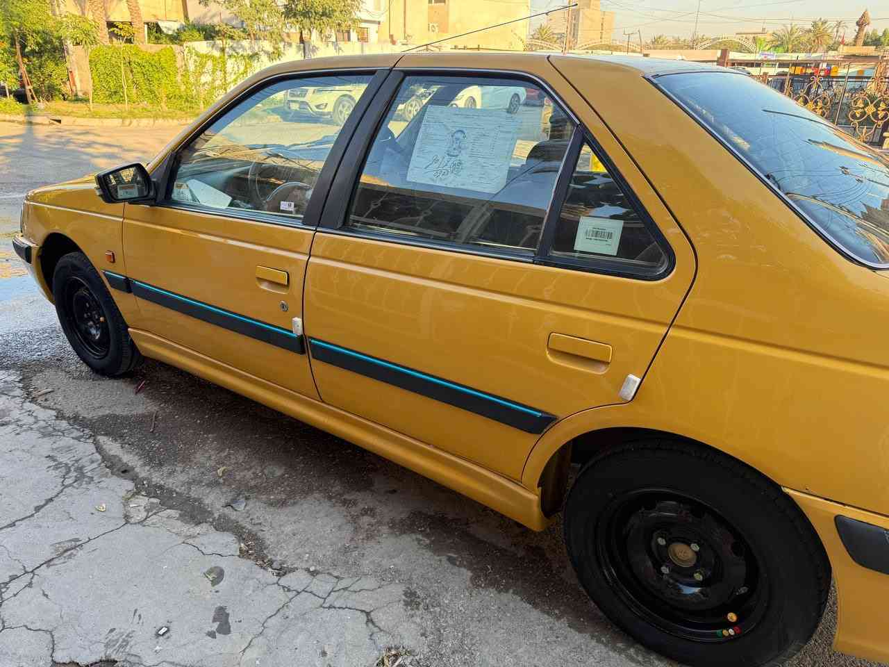 سلام عليكم بيجو بارص ١٥ مكفولة كفالة عامه عده الهلالات الخلفية معمره لاصبغ الباقي ولاضربه ولاتبديل بيهة شاشة اندرويد وكامرة  تخم تاير جديد دسكات جدد محرك جديد السيارة مابيهة اي نقص مكاني بغداد حي العامل السعر ٥٨ ***********
