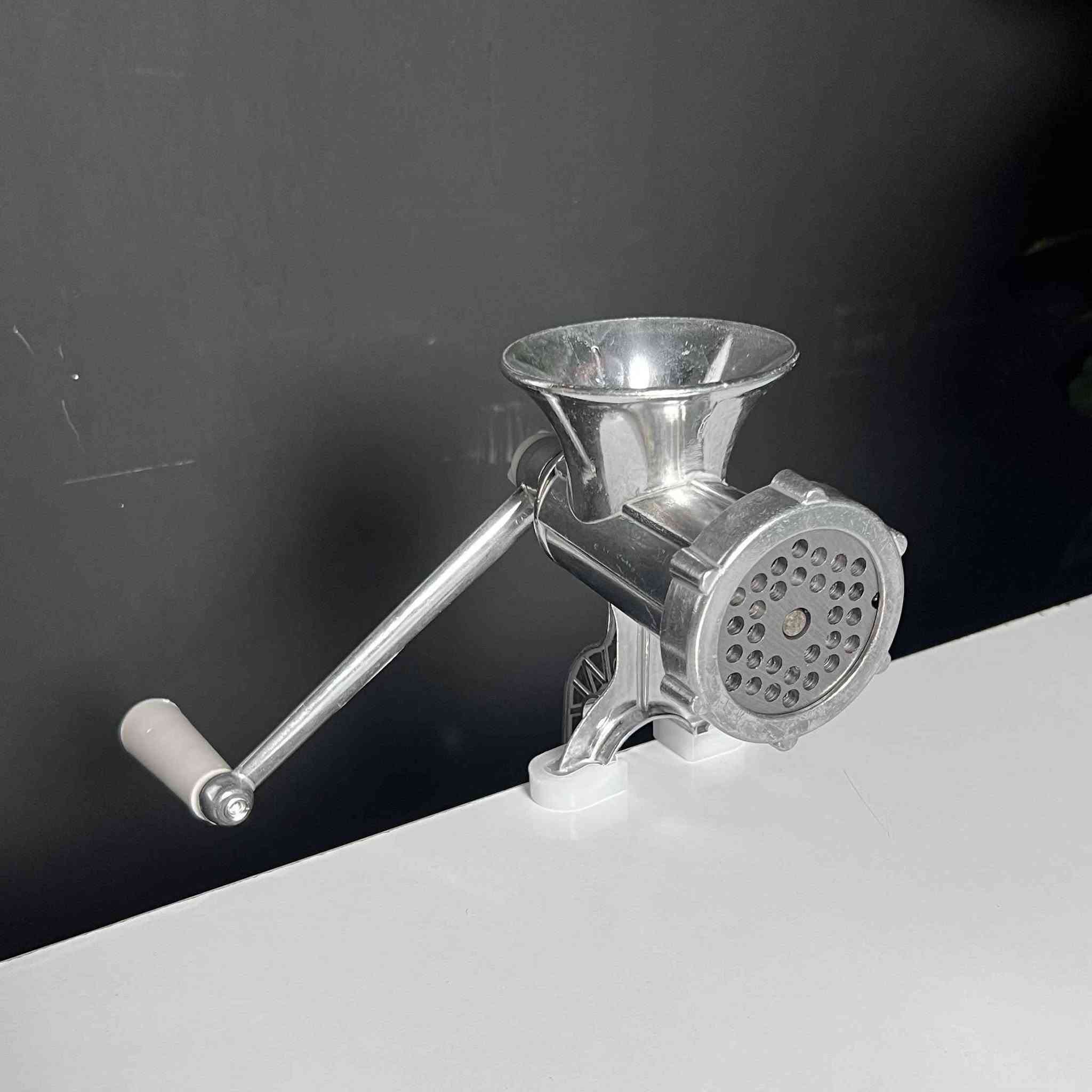 🥕✨ حضّر وجباتك بسرعة مع فرامة MEZAN اليدوية 2 لتر!

ضغط يدوي تحكّم بالقطع، شفرات فولاذية حادة لتقطيع متساوي 🔪
مثالية للخضار، الحشوات، وعصائر الأطفال 🍅🥔
سهلة التنظيف وثابتة أثناء الاستخدام 💧
مطبخ مرتب وسريع بدون كهرباء! ⚡
يوجد خدمة توصيل لجميع المحافظات بغداد, العراق


**إذا كنت صاحب هذا الإعلان وتريد حذفه لأي سبب، رجاءا أرسل رسالة إلى الدعم الفني**