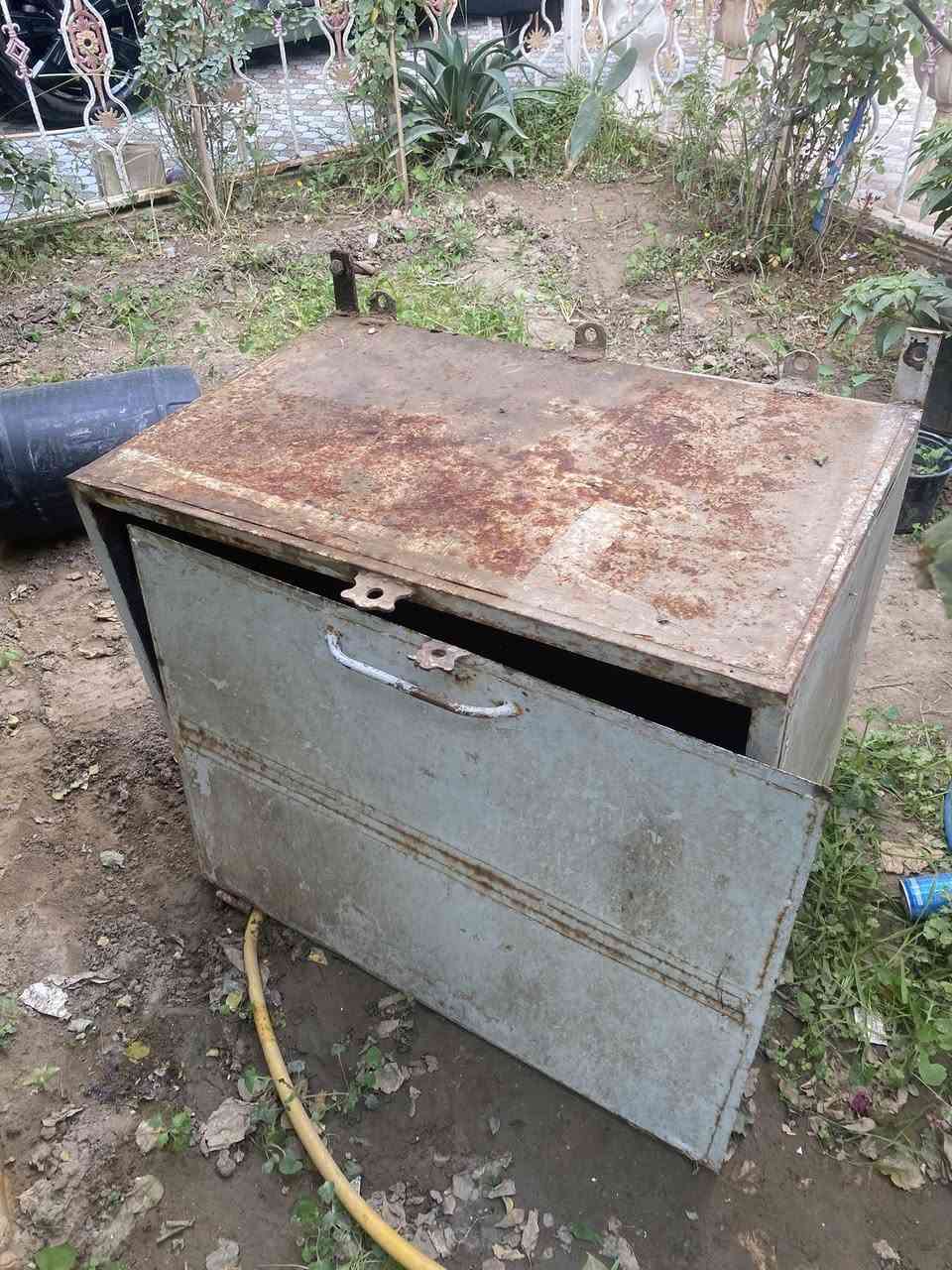 السلام عليكم ميز حديد للبيع تسكام سعر 15  قوي
العنوان الديوانية الجلبية خلف جامع القائم

الرقم ***********
