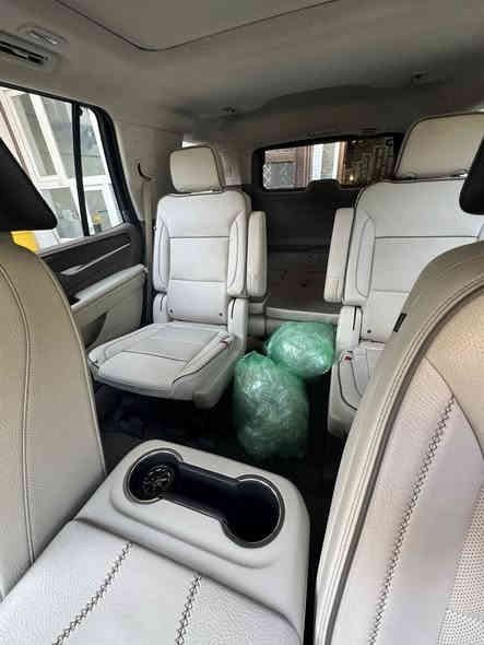 السلام عليكم ورحمة الله وبركاته
 للبيع — GMC Denali 2022 (وكالة المنصور)
رقم أربيـل سنوية بأسمـي 
معروفة مواصفات الدنلي تجي اعلى فئة فول الفول 
المحرك مفتوح شركة مبدل بطل والتقرير موجود
بدون اي نقص أو ضرر مكفولة كفالة عامة ماعدى شوية صبغ بركن الدعامية الأماميـة
السيارة على ايدي صار سنتين وخير من الله كلشي مناقصها
ماشية 68 الف كم 
السونر مرفق بالمنشور 
السعر 530 
اعتذر عن المراوس بيع فقط..
مكاني بغداد /حي الجهاد 
***********
