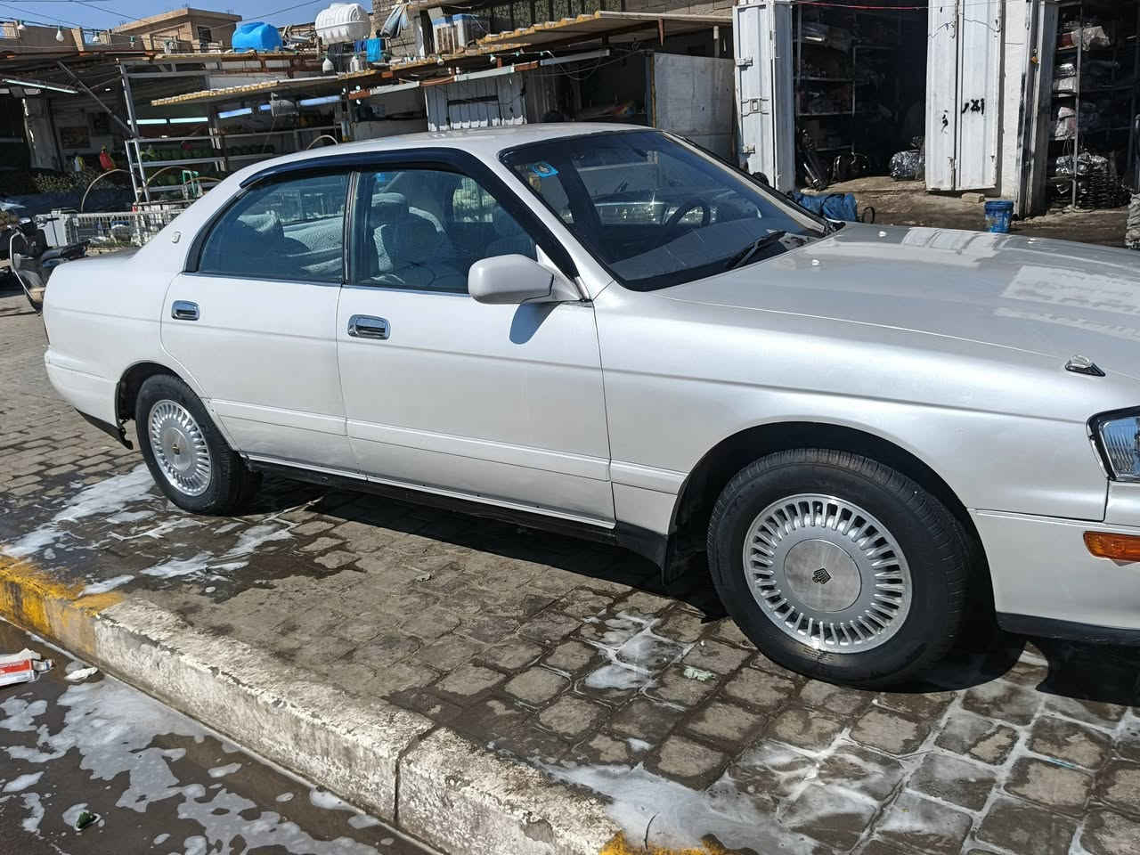 سلام عليكم ورحمة بطة موديل 94، تخم تاير زيرو سيارة مصبوغة جمالية ديشبول يسرة بلاد صدر مامي خلفي هسة شادة محرك وكير 300هسة شادهن رقم انبار نكليزي بسمي حولك ثاني يوم علمن كصت قمارة فقط سيارة جاهزة من كلشي السعر 53ابيهة مجال حك جية تدلل ***********
