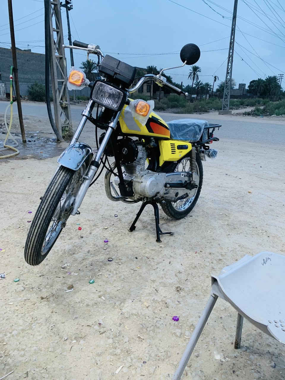 اربعه كير اصولي شاصي 21 تعميره 26 دراجه نضيفه ب999 وبيه مجال المكان مشخاب ***********
