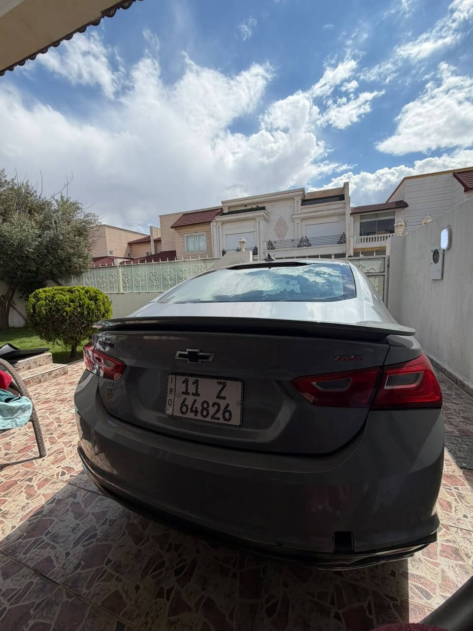 السلام عليكم 

ماليبو  RS موديل 23 رقم بغداد 

المواصفات المعروفة 
سيارة مانقصه برغي جديده كاملة من كلشي .
حادث موضحة بلصور 

مكان السيارة العامرية شارع المنظمة .

السعر : 145 

رقم الهاتف :***********
