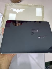 ايباد m4 للبيع نظافه 100% مابيه ولا شخط استخدام كلش قليل البطاريه 97% ...