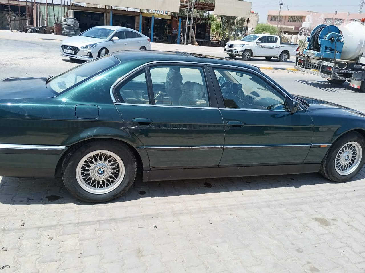سياره بي ام للبيع سعر مناسب مواصفات حلوه المكان نجف 
للاستفسار على الرقم ‏‪***********‬‏
