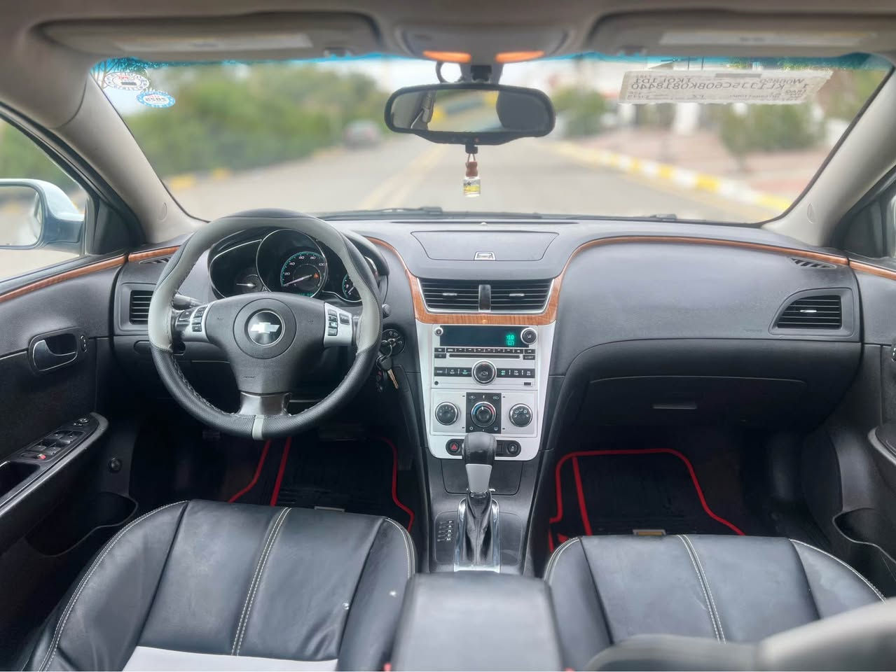 للبيع فقط .

سعرها 78 ورقة .
سيارة شوفر ماليبو موديل 2012 فول عدا فتحة
گير محرك حاويات بشرط اي عيب مابيهن
صدر امامي خلفي جديد تخم تاير ويل اصلي 
سيارة توة داخلة هزة يعني جاهز للاخير
كشن جلد . كشن كهربا .كشن تتفية. لايت اوتو
قفل مركزي تحكمات مثبت سرعة هم شغال 
كهرباياتها كلة شغال تبريد تدفية شغال رقم اربيل دولي
بيها صبغ فقط باب سكن امامي بدون اي دواخل بجم خلف كبس مكان سيارة كركوك مركز مدينة اي استفسار اتصل.
سيارة جديدة و باقي عل بلاد نصبتها تخبل 

***********📞
***********📞
***********📞

رقم كورك بيها واتساب أربيل, العراق
