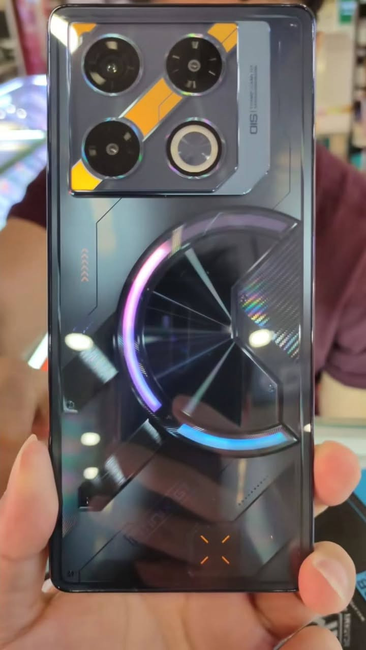 مكلف   بل نشر    _انفنكس جيتي 20بروفايف جي
عنواني كربلاء شارع لبورصة مال حي لعامل  والسعر قفل 210
_شاشه أموليد، 144 هرتز، مليار لون،1300شمعه 
اضاءة تفاعلية خلفيه ملونه 
_اندرويد 15
_ذاكرة 256/رام24
_كامره 108
_سيلفي32
_الصوت ، ستيريو
_شحن 45واط
_بطارية 5000
_تيربو العاب شريحة اضافيه للمعالج 
_144فريم ببجي
_غراضه كارتون وشاحن وحافض وبي لاصق شاشه  ***********
