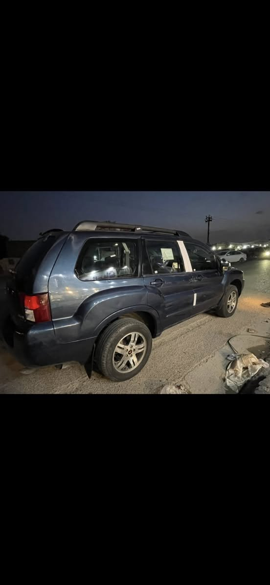 سلام عليكم ميتسوبيشي انديفور XL5 رقم انكليزي فول مواصفات مكينه جديده صدر تبريد ثلج ❄️ كهربائيات كلها شغاله بدون جطلات تخم تاير جديد تحكم ستيرن +تحكم اناره شاشه كامره السعر ٧٢ عنوان بغداد بلديات ***********             ***********
