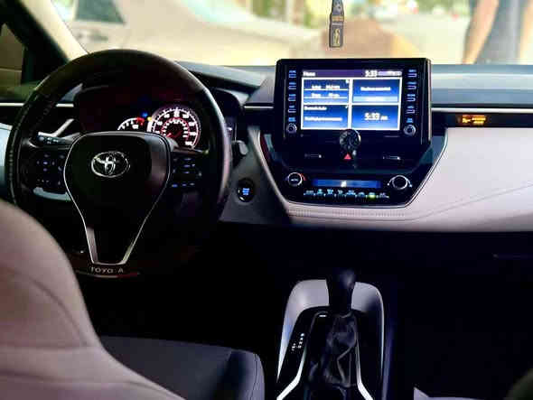 تيوتا كورلا 2022
لون إسمنتي نادر 
قماره سقف اسود 
محرك 2000
وارد امريكي 
كلين تاتل 
تايرات حجم18 رياضي 
دبلات رياضيه 
كير 10 نمر 
شفتات ستيرن 
وضعيه سبورت وايكو 
من0 إلى 100 كم خلال6 ثواني 
اوتو هولد وهاند بريك كهربائي 
رادار امامي ومانع تصادم 
مثبت سرعه وتحديد مسار 
تشغيل عن بعد 
شاشه 
لايتات زنون 
ماشيه 40 كم
رقم اربيل مميز
رقم جديد لحد 2030
سعر ١٧٠ وبيه مجال قليل للتواصل رقم *********** سياره جديده مواصفات الابكس فول
