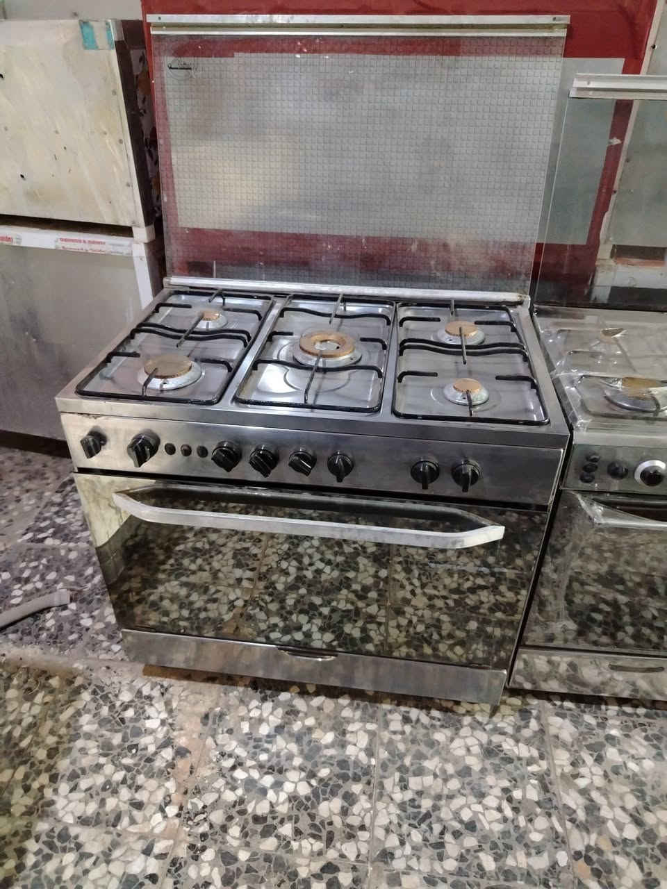يتوفر جميع انواع الطباخات 
كريازي/فريش /يونير/تكنو جاز /ايد


**إذا كنت صاحب هذا الإعلان وتريد حذفه لأي سبب، رجاءا أرسل رسالة إلى الدعم الفني**
