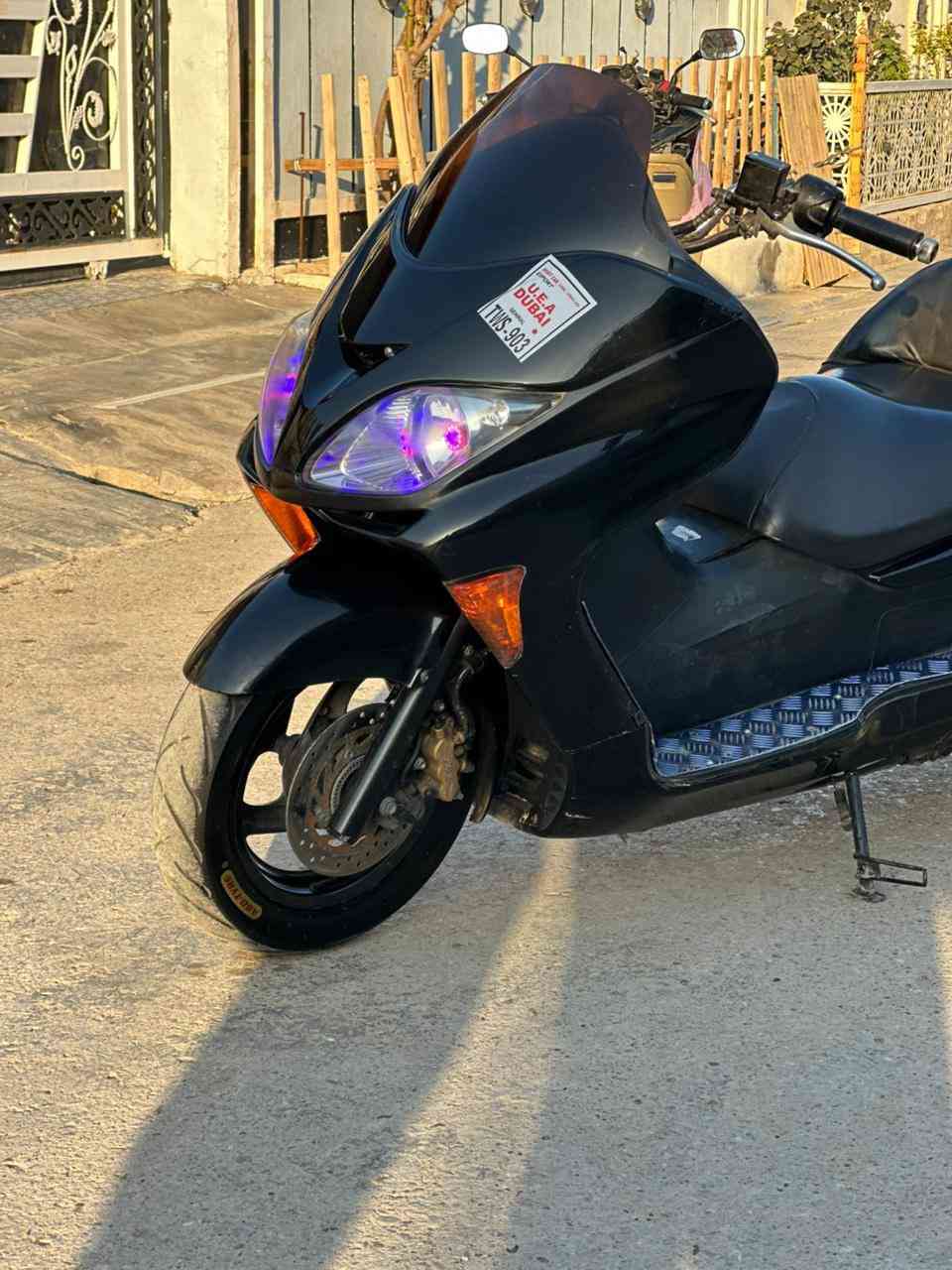 سلام عليكم فورزه 08
دراجه كفاله من الطول للطول مابيه اي الدراجه ABS تدفئه يدات الدراجه بصمه الدراجه مكينه مكفوله مامفتوحه 
منضومه زنون رماش عالي ناسي 
العنوان ديالى بعقوبه 
السعر 975 وبيها مجال قليل 
***********
السعر كلش مناسب بهيج دراجة كفاله
