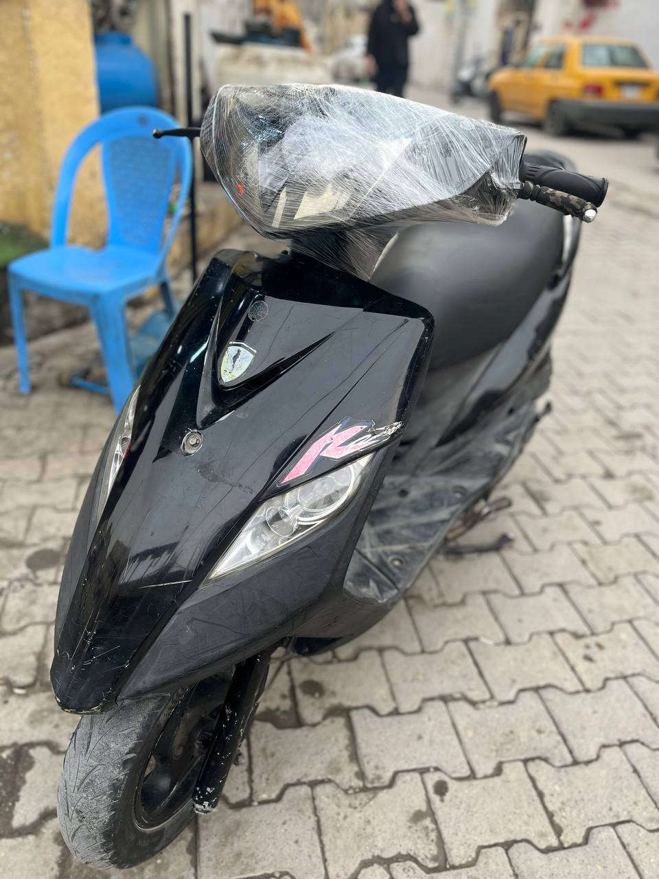 السلام وعليكم شباب دراجه ثعلب ١٤٠ كارتون صار شهر من نازله من الرمبه امانت الله مكفوله كفاله عامه والمكينه بالجيس مكفوله كهربائيات كله شغاله ونكره سلف ونص هندر وبيه دبلات رياضيه وكلجات مال رمبه العنوان ساحه عدن الرقم *********** السعر ٧٥٠ وبيه مجال بغداد, العراق
