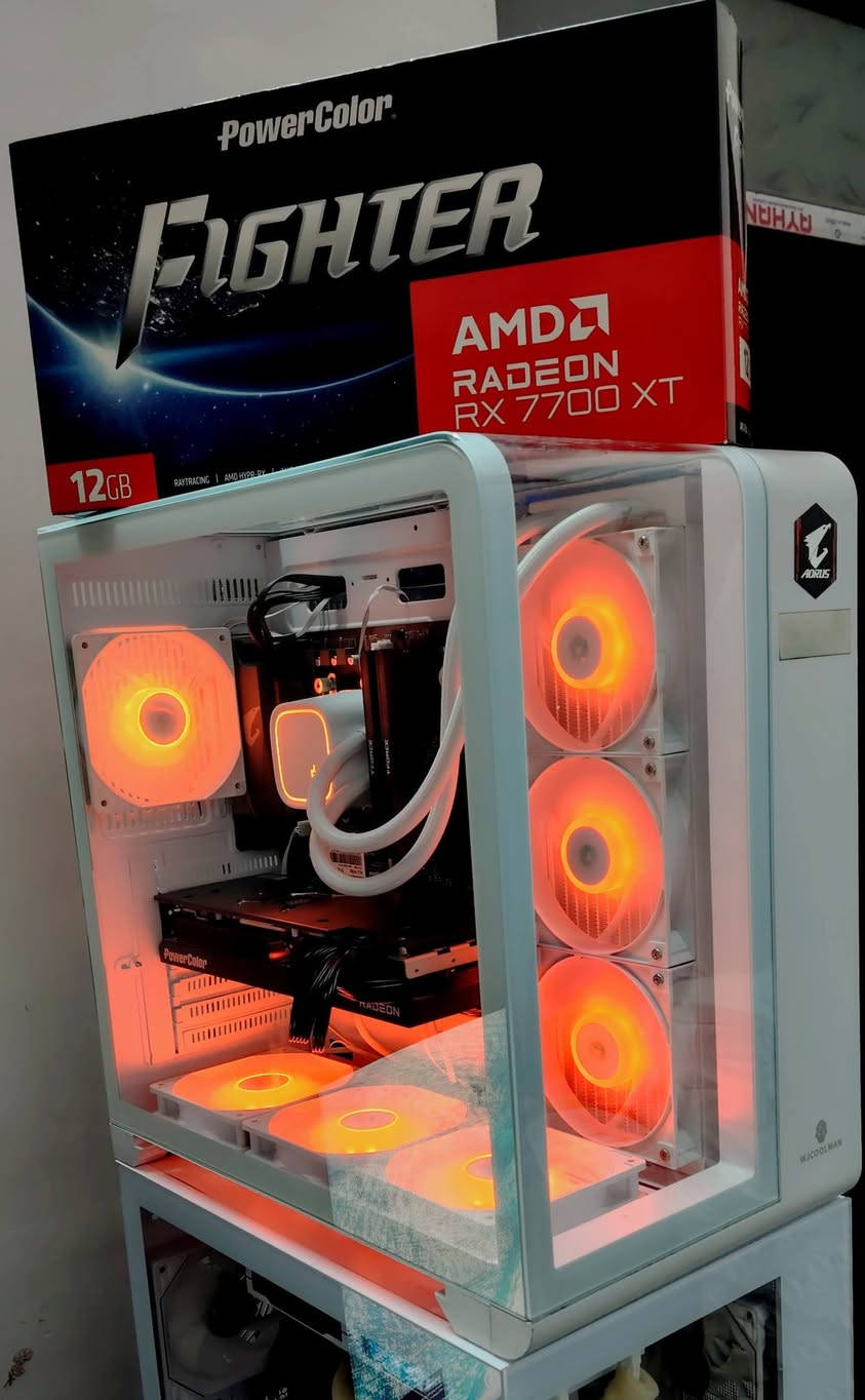 تحيه طيبه للجميع
متوفر تجميعة كيمنك للبيع كيس فقط
السعر مليون ٤٠٠ الف

CPU R7 5700G 8CORE 16 THERADS 
COOLER CPU DEEP COOL 360M WHITE 
M. B B550M AORUS LEITE DDR4 
GPU RX 7700XT 12GB X3FAN POWERCOLOR
RAM 8X2 16GB DDR4 4000MHZ XTREEM
POWER 750W XIGMATEK 
CASE RGB WHITE WJCOOLMAN CLAS 
M. 2 NVME 1TB 

مكاني موصل توصيل موجود 
للتواصل *********** واتسب
