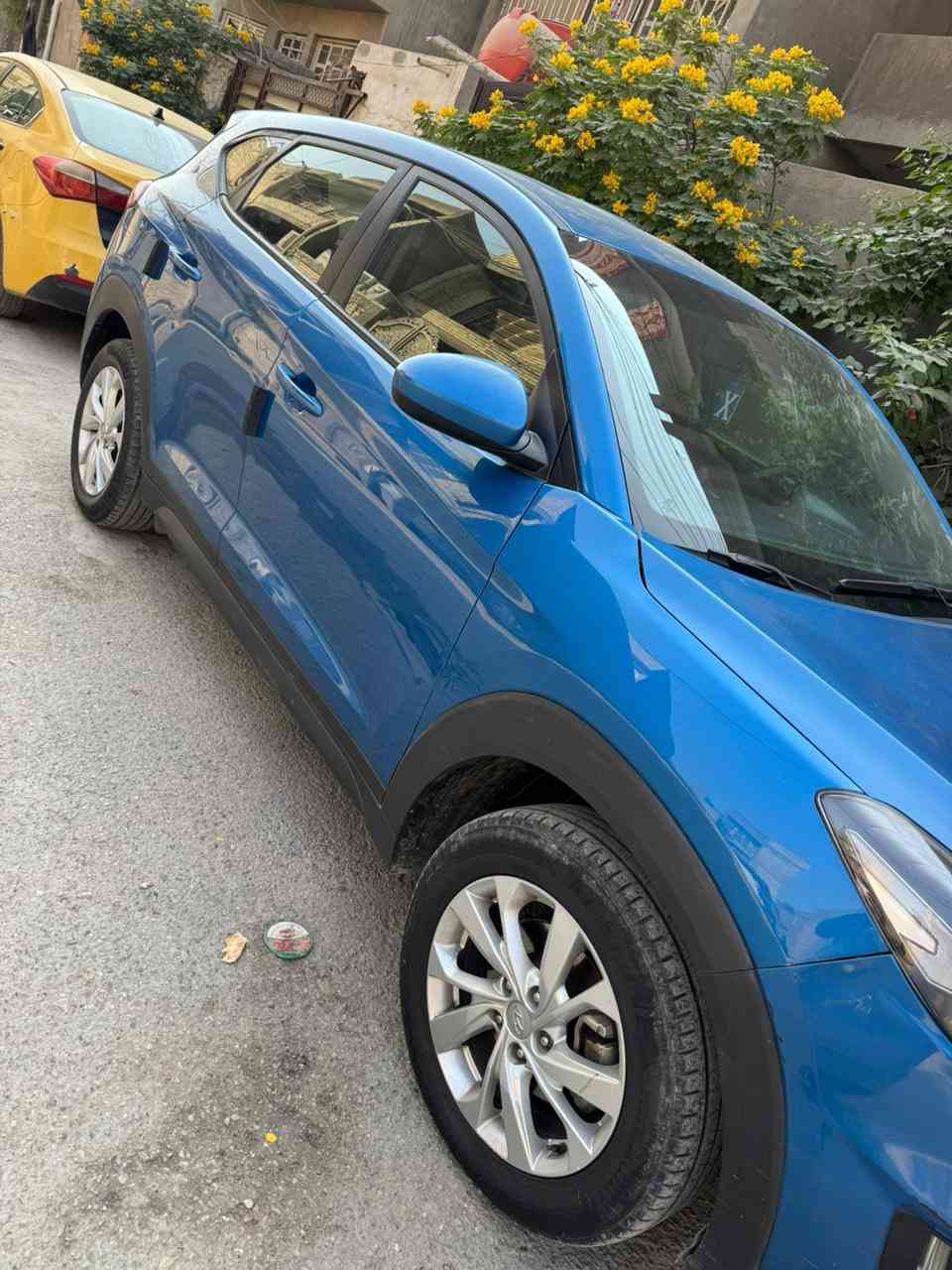 توسان ١٩
اربيل بسمي 
وارد الضرر بنيد صطحي مكفول شواصي ولغد 
والباب الخلفي الايمن  بي نص صبغ بس 
ماشية ١٠٥
السعر ١٥٥$
السونار مرفق 
بغداد العبيدي 
***********
