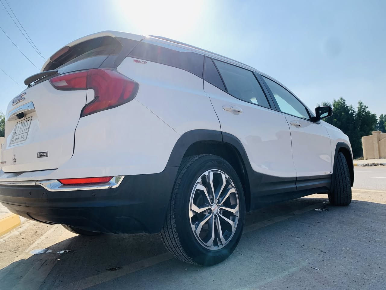 جمسي19 فول عدا الفتحه
شاشه كامره

الابواب بصمه 

محرك 1500تيربو

رقم واسط تحويل مباشر 

جيمسي تيران مواصفات sLt

*نظيفه مواصفاته حلوه  

المسافه المقطوعه 88 الف ميل 

الضرر جاملغ مبدل نفس اللون وبارد بسيط جدا جاملغ خلفي بدون دواخل وراديترات وحتى المي الباقي على وضع الشركة

*مواصفات 

*تدفئه كشنات

*كامره خلفيه

*٦ بصمات

*تبريد قطعتين

*شاشه

*تحكمات ستيرن

*ماوس تحكم

*سايد بريك كهربائي

الخ..

السعر155 وبي مجال 

عنواني واسط الكوت 

***********

***********
