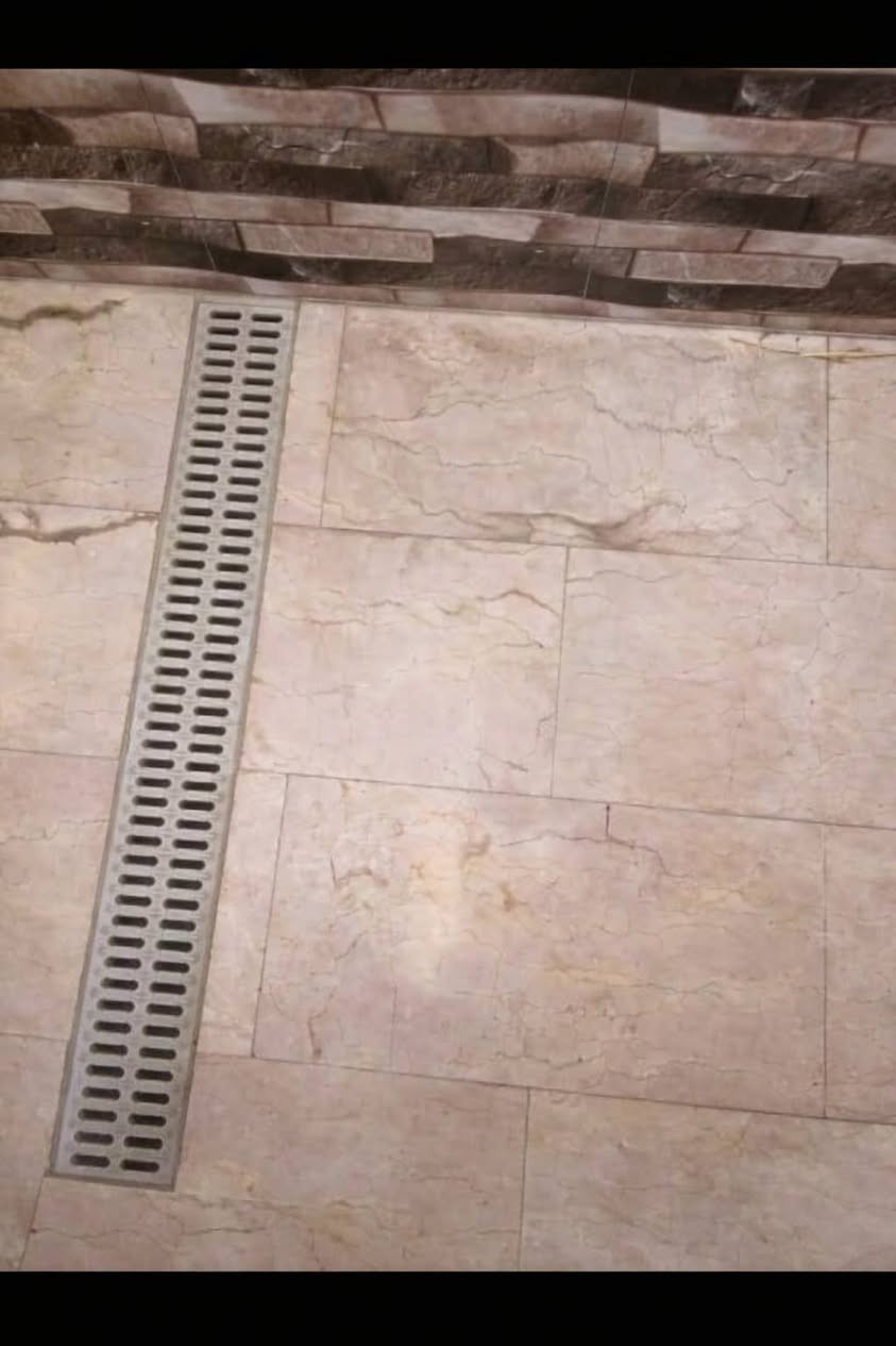 للبيع مرمر طبيعي نظيف وجاهز للاستخدام، مناسب للأرضيات والجدران شكل راقي وفخم للبيت.
✅ العدد: 53 قطعة
✅ القياس: 30×60 سم
✅ المساحة الكلية: حوالي 9.5 متر مربع
✅ الحالة: ممتازة – بدون كسر
✅ الاستخدام: أرضيات / جدران / ممرات / مطبخ
(سعر160 الف)(بغداد مدينه صدر)


**إذا كنت صاحب هذا الإعلان وتريد حذفه لأي سبب، رجاءا أرسل رسالة إلى الدعم الفني**