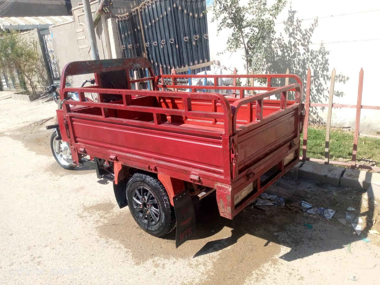 ليفان فرس اوراق موديل 14 مكفول عامه ومحرك جيس وكهربائيات شلع شغاله ابو الخصيب قرب شراي يتصل ***********وتساب موجود سعر 1500وبيه مجال
