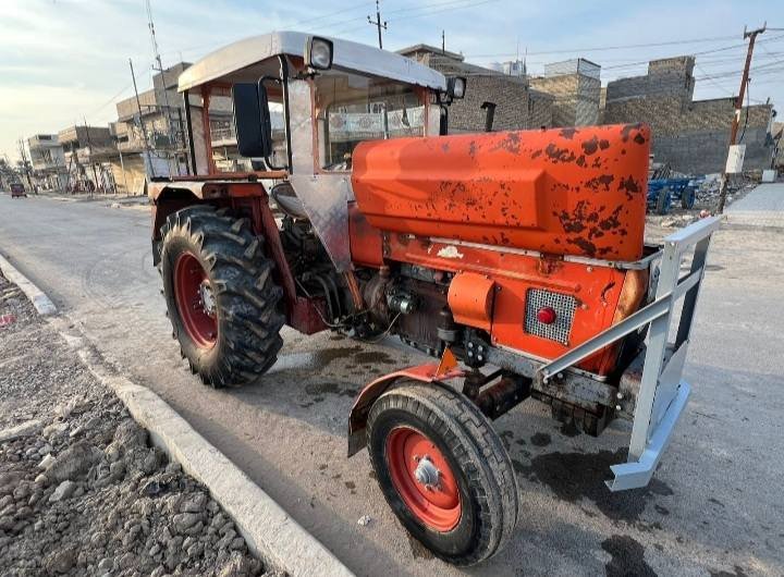 بلا زحمه لي مايعجبه لا يعلق 
سلام عليكم للبيع مكينه عنتر مديل 90مكينه على وضع الشركه كامله تخم تاير مكينه اي نقص مابيها و ارقام وسنويه تحويل ثاني يوم رقم انكليزي ديالى مشروع وطني ومكاني بغداد الشعلة اتصل على الرقم وبيك خير ***********
