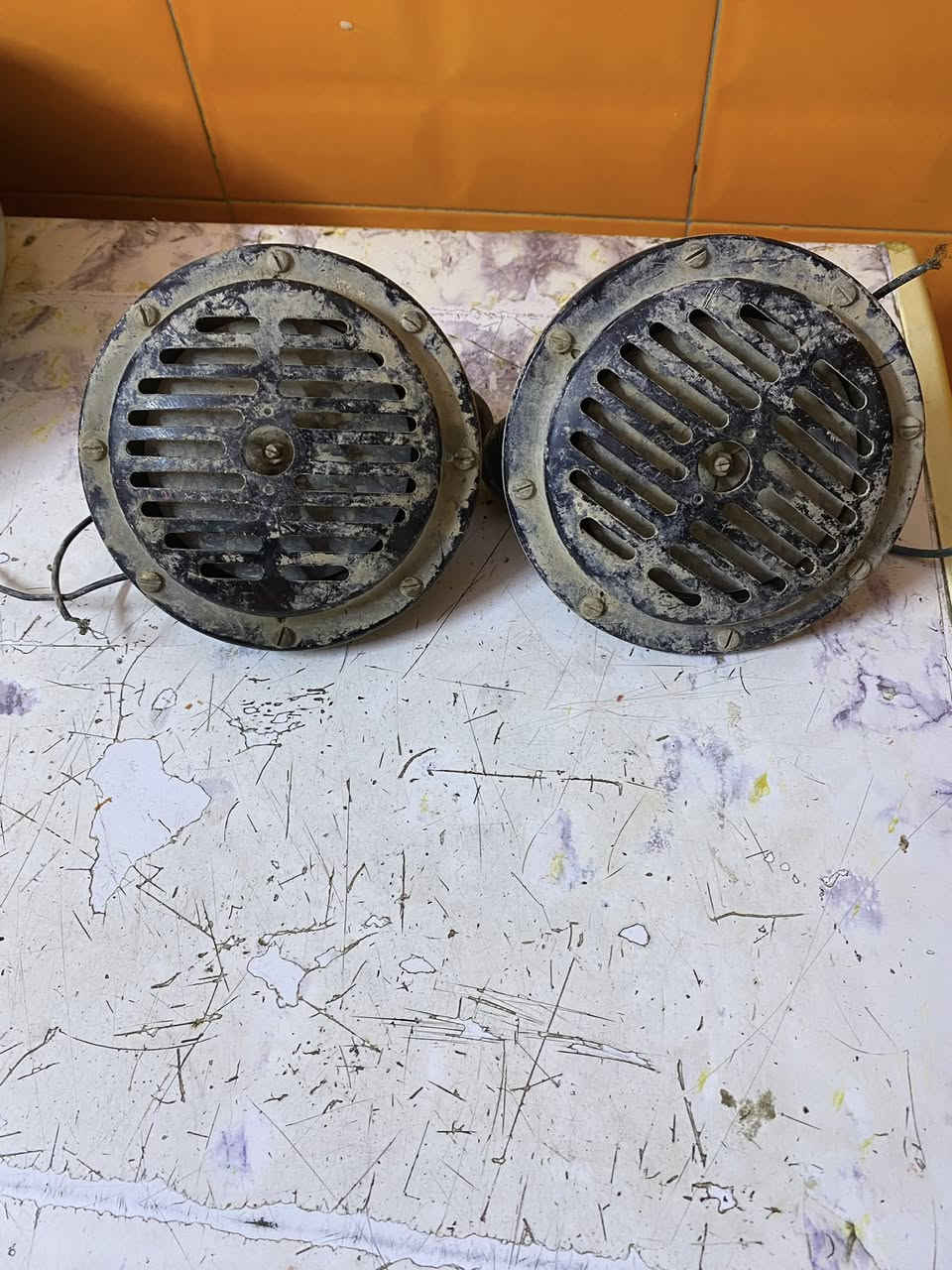 هرنات يراني مساسه محور جنح البيع مكان بغداد مدينه الصدر رقم  ***********سعر 300 وبيهن مجال
