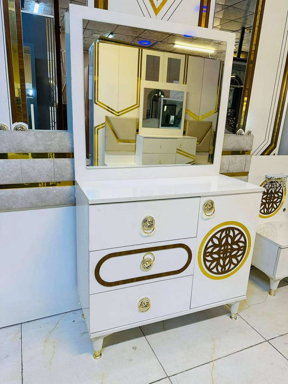 غرفه تركي مستخدمه 
غرفه 5 قطع 😍
غرفه نضافتها مثل بل صور 🔥
غرفه ول توصيل وشد 475فقط ✔️


**إذا كنت صاحب هذا الإعلان وتريد حذفه لأي سبب، رجاءا أرسل رسالة إلى الدعم الفني**