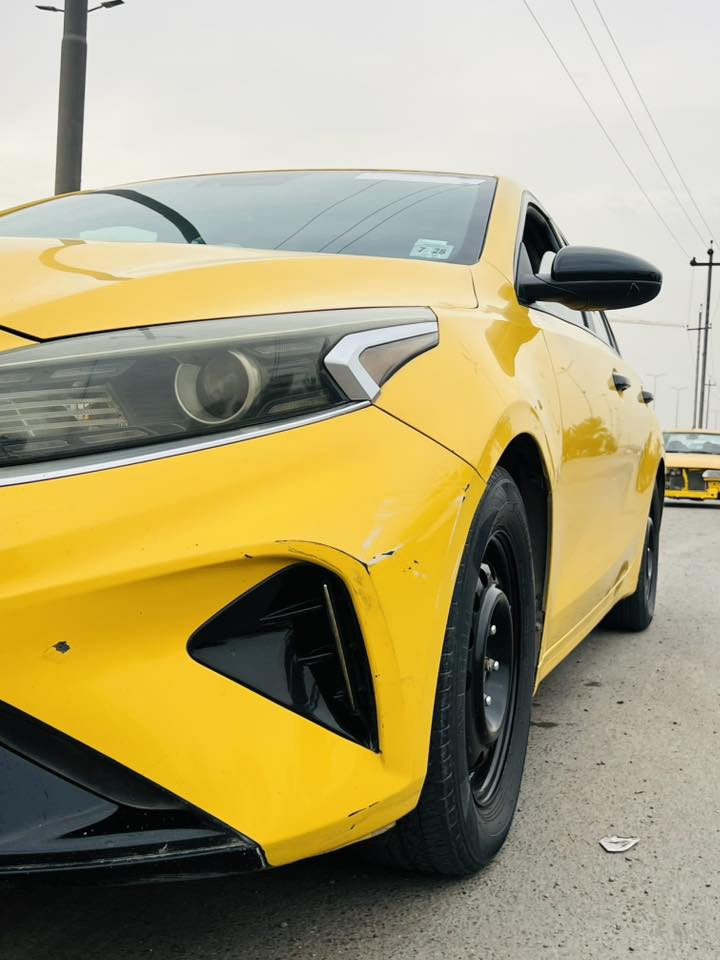 كيا فورتي وارد امريكي تكسي رقم أجرة موديل 2023
حادثهة تبديل بنيد فقط 

عداد المسافة 60ميل

السيارة خير من الله تخم تاير جاهزة من كلشي وصيانة عامة 

منضومة غاز ايطالي ٦٠لتر

رقم بغداد انكليزي ب اسمي 

عنوانهة بغداد 

السعر 135وبيهة مجال 

***********
