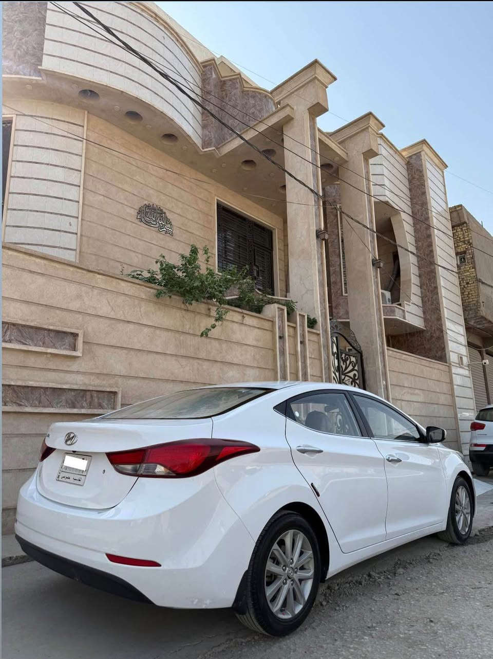 السلام عليكم
((اني مكلف بالنشر فقط))
هيونداي النترا 2016 للبيع خليجي كفالة عامة
لون ابيض 
محرك 1800 مكفولة
كير مكفول
ما بيها لا بارد ولا صبغ
المواصفات : 
فتحة قمارة
رقم قادسية باسمي تحويل ثاني يوم
شاشة لمس تدعم ابل كار بلي 
بلوتوث واواكس
تحكم ستيرن
تبريد قطعتين
كشنات مخمل جديدات فتحت الدوشمه عنهن لغرض التصوير
سيارة جديدة جداً ومعتني بيها اعتناء شخصي واستخدام منزلي وعليها ادامة شهرية ما بيها اي نقص متخسر عليها دينار واحد
ماشية 140 الف 
مكانها ديوانية
للاستفسار اكثر الاتصال على الرقم التالي:
*********** ديوانية, القادسية
