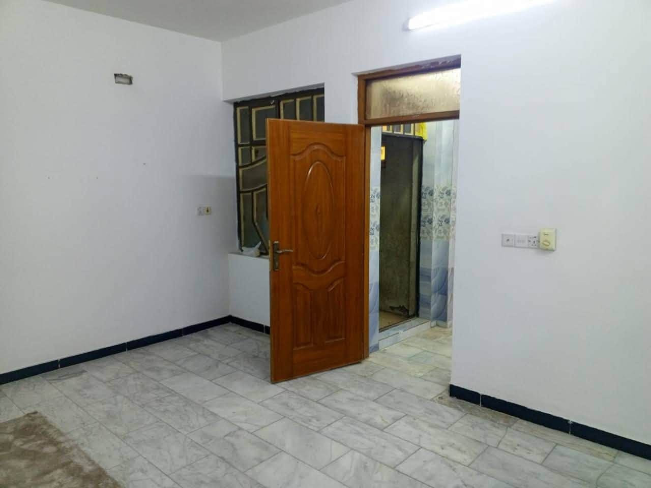 🏡✨ بيت للإيجار – فرصة مميزة في السيدية ✨🏡

📍 الموقع: بغداد – السيدية

📐 المساحة: 80 متر

🏠 مواصفات البيت: 🛏️ 3 غرف نوم
🛋️ صالة مريحة
🍽️ مطبخ
🛁 حمّام وخدمات

✨ بيت مرتب وجاهز للسكن، يقع في منطقة هادئة وقريبة من جميع الخدمات، ويعد خيارًا مناسبًا للعائلات الباحثة عن الراحة والاستقرار.

💰 بدل الإيجار: 1,000,000 دينار شهريًا

📞 للاستفسار والحجز واتساب:
***********

#بيت_للإيجار #السيدية #بغداد #عقارات_بغداد #إيجار_بيوت #الرواد_للعقار
