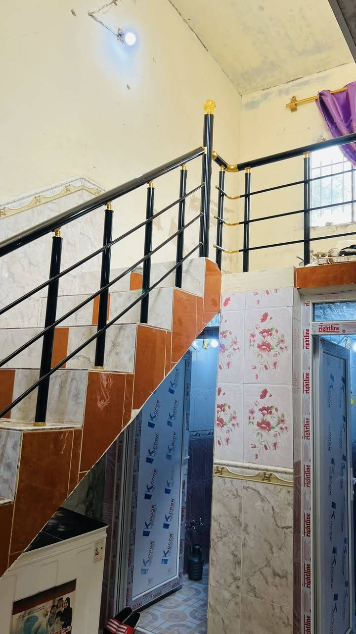 أعمالنا مستمرة ومتواصلة 😊⚒️🏠
جانب من أعمالنا  في صلاح الدين/ قرية المسحك ومبروك لأصحاب الدار🌹

تم تجهيز المنزل بمحجر درج  بوري مدور مواد تركية💯💯
❎السعر مناسب جداً
❎يتميز بالمتانة
❎مقاومة عالية ضد الصدأ

متوفر لدينا كل أنواع المحجرات بكافة الألوان والأشكال 
مربع ودائري وكذلك الجام والملكي
دقة وضمان في العمل والمواد
الأسعار مناسبة جداً وتنافسية. وبنظامي القسط والنقد
شعارنا الدقة والأتقان في العمل💪

للأستفسار
*********** 
 *********** واتساب
