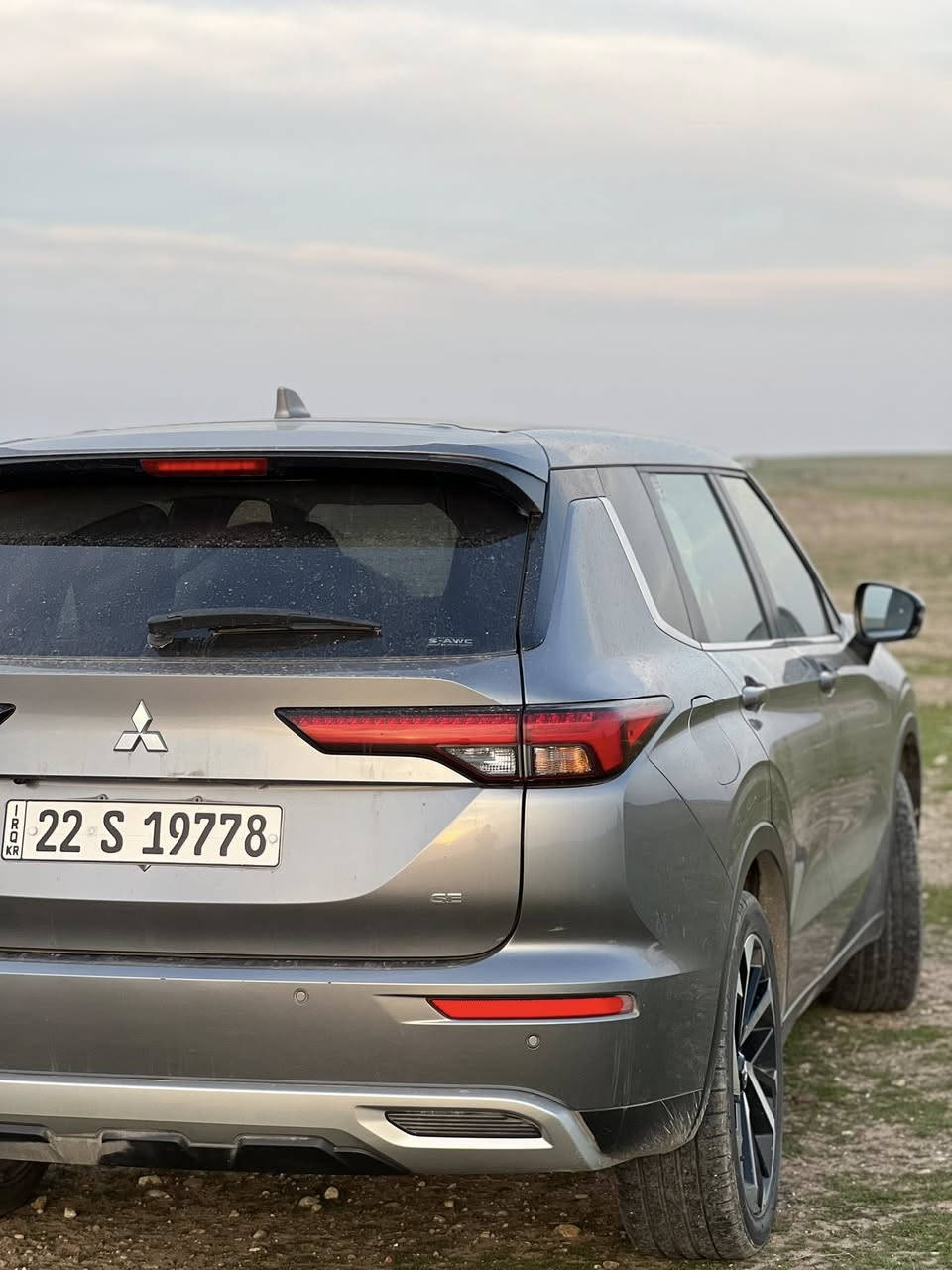 اوتلندر ٢٠٢٤ se
اللون : رصاصي 

حجم المحرك : 2.5L (4.سلندر)

ملاحطة السيارة : السياره كلين تايتل بدون ضرر مكفول دعاميه للدعاميه 

سياره مرقمه جاهزه بأسمي

المواصفات : 

ابواب بصمة

‏‎بصمة تشغيل 

‏‎شاشة كبير لمس

كاميرا

هاند بريك بصمة

اوتو هولد (𝐀𝐔𝐓𝐎 𝐇𝐎𝐋𝐃)

اوتو ستارات (𝐀𝐔𝐓𝐎 𝐒𝐓𝐀𝐑𝐓)

اوتو ستوب (𝐀𝐔𝐓𝐎 𝐒𝐓𝐎𝐏)

‏‎رادار خلفي (التحذير من الاصطدام)

‏‎حساسات خلفي 

نظام (𝐄𝐂𝐎)

نظام (𝐍𝐎𝐑𝐌𝐀𝐋)

نظام (𝐒𝐏𝐎𝐑𝐓)

نظام (𝐒𝐇𝐎𝐖 𝐧𝐨/𝐨𝐟𝐟) 

نظام (𝐌𝐔𝐃&𝐒𝐀𝐍𝐃) 

‏‎تحكمات استيرن 

‏‎كشنات هيتر

‏‎تبريد لمس

‏‎تبريد مركزي  

‏‎لايتات (𝐋𝐄𝐃) عدسة زينون

‏‎بلوجكترات (𝐋𝐄𝐃)

‏‎بكلايتات (𝐋𝐄𝐃)

‏‎ويل كروم حجم 19

للاستفسار 

تلفون ***********
