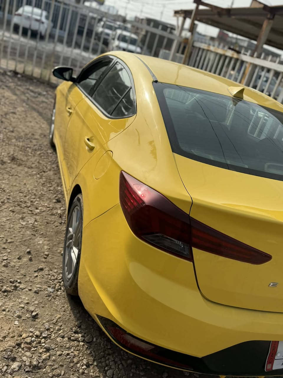 السلام عليكم 
النترا2020 امريكي للبيع 
رقم نجف وراعيهه موجود
محرك ٢٠٠٠ دوش كير مكفولات 
بيهه ضربه من امريكا جاملغ خلفي 
وبيهه بنيد طاير والباقي كفاله
مكانهه الديوانيه الشافعيه
السعر 135 وبيهه مجال 
هذا رقم راعيهه ***********
