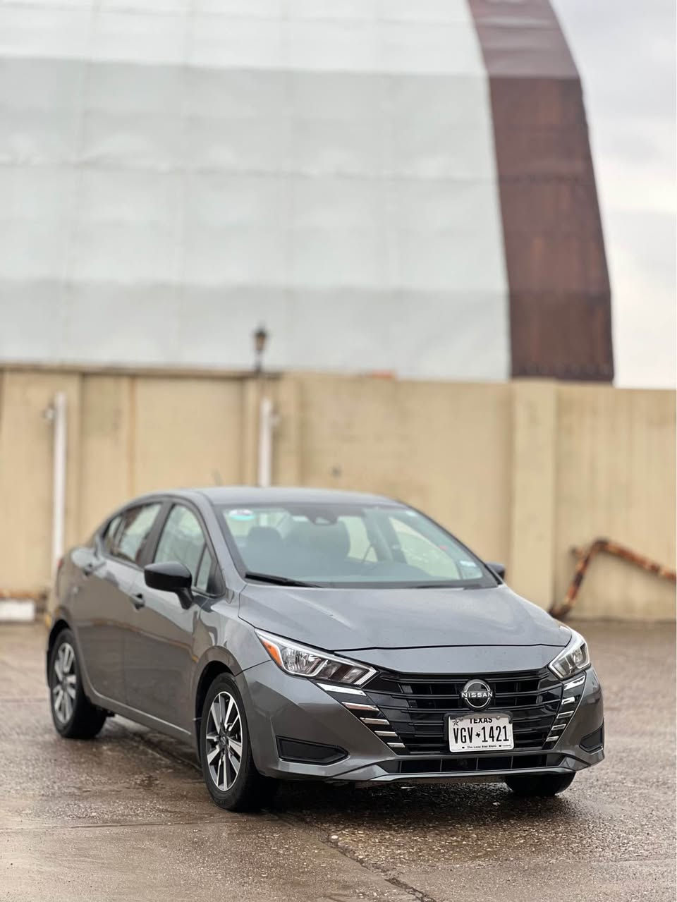 نيسان فيرسا /2024 S
سبغ ٣ بارجه بي داغلي 
ارباك سوكان سيستم شريكهً
ماسفات S محسن 
ويل كروم 
بردو رادار شريكه 
16مایل ڕوشتوە 
شوين اكري 
رقم تلفون *********** ☎️
