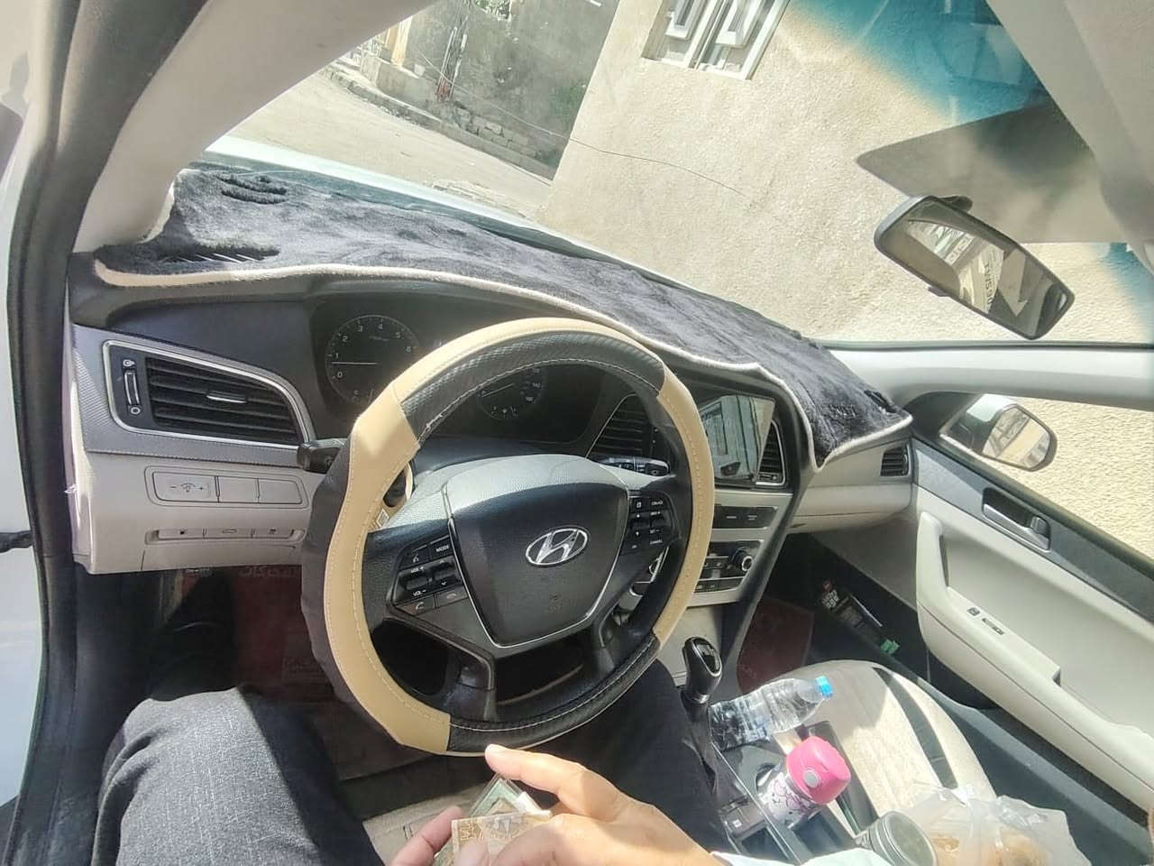 كربلاء
السلام عليكم !البيع  مستعجل 
السعر : 125$ وبيه مجااال
***********
سوناته موديل 2017 
وارد امريكي جي دي اي مواصفات  خمسه ويل كب تبريد امامي 🥶  حساسات كامره   السياره  بيه 
جاملغ ايسر الخلفي صبغ  
رقم اربيل انكليزي
 وهزه وسنويه جديده 
كير محرك تبريد حداديه  

كربلاء
