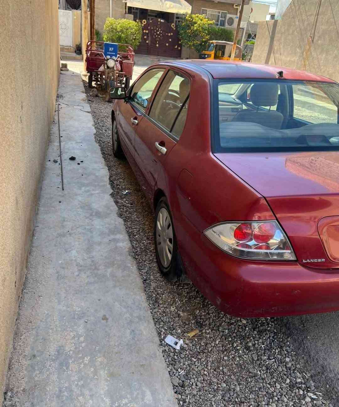 سلام عليكم شباب لانسر 2010 بدون صبغ فقط بيها جراد بل قمارة سيارة جديدة بمعنى كلمة كير مكينة كهربائات حدادة صدر تبريد تخم تاير كولة جاهز السعر ب 85 وبيها مجال العنوان ديالى بعقوبة مقابل نادي الفروسية معرض لاتكال المركزي زورونا وبخدمتكم بادارة صدام عرف التميمي صاحب المعرض رقم الهاتف اتصل وبل 
***********
