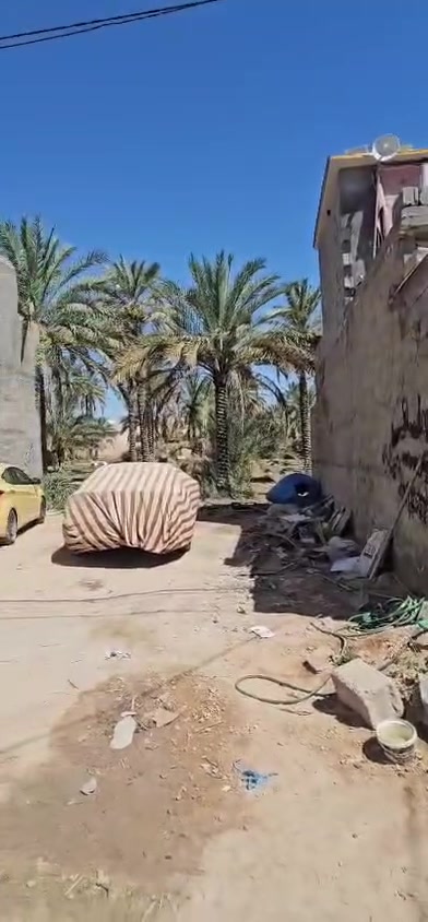 سلام عليكم قطعه ١٠٠م  وجه ٨م الباقي نزال العنوان الحر الصغير شارع المستوصف خدمات كامله ماي مجاري كهرباء 
سند ٢٥ إقرار محكمة السعر ب٣٥ مع المجال
 
***********  ***********
مكتب العشار العنوان طريق البوبيات عمود ٨٤ قرب مدارس الكنوز
